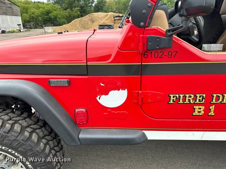 image for item LR9463 1997 Jeep  Wrangler  SUV