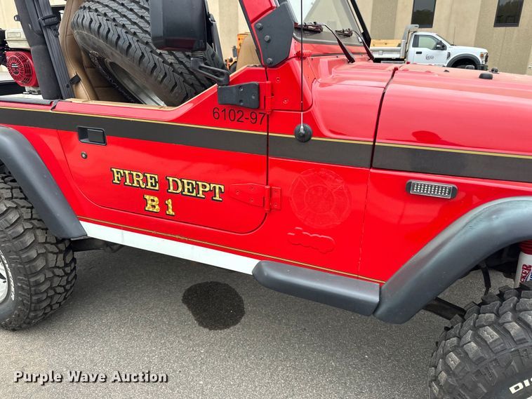 image for item LR9463 1997 Jeep  Wrangler  SUV