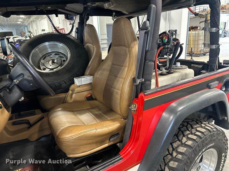 image for item LR9463 1997 Jeep  Wrangler  SUV