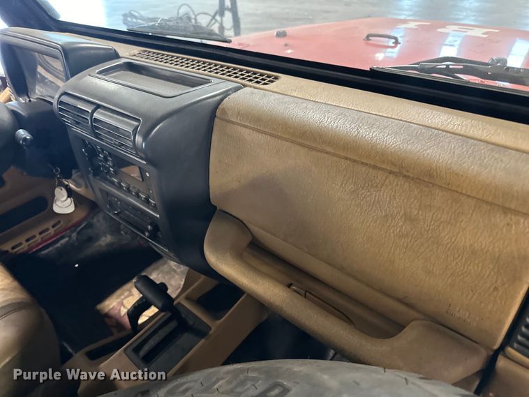 image for item LR9463 1997 Jeep  Wrangler  SUV