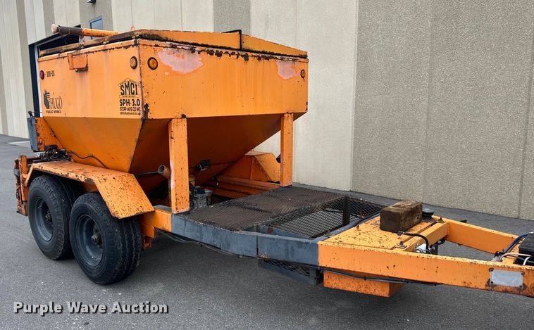 image for item LR9464 2005 Stepp SPH3.0 pot hole patcher