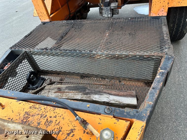 image for item LR9464 2005 Stepp SPH3.0 pot hole patcher