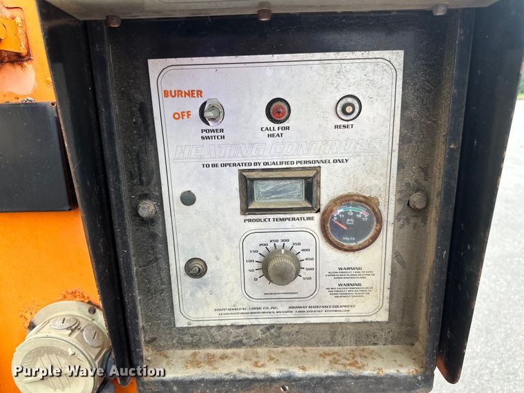 image for item LR9464 2005 Stepp SPH3.0 pot hole patcher