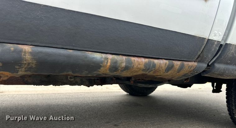 image for item LR9466 2006 Chevrolet  Silverado 1500 Crew Cab pickup truck