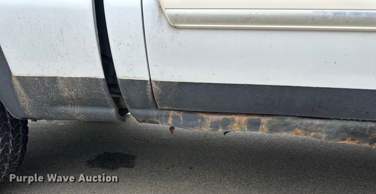 image for item LR9466 2006 Chevrolet  Silverado 1500 Crew Cab pickup truck