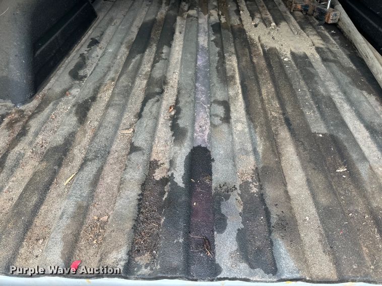 image for item LR9466 2006 Chevrolet  Silverado 1500 Crew Cab pickup truck