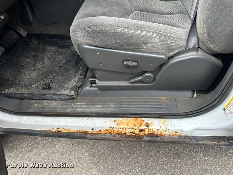 image for item LR9466 2006 Chevrolet  Silverado 1500 Crew Cab pickup truck