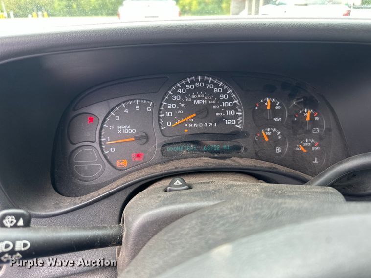 image for item LR9466 2006 Chevrolet  Silverado 1500 Crew Cab pickup truck