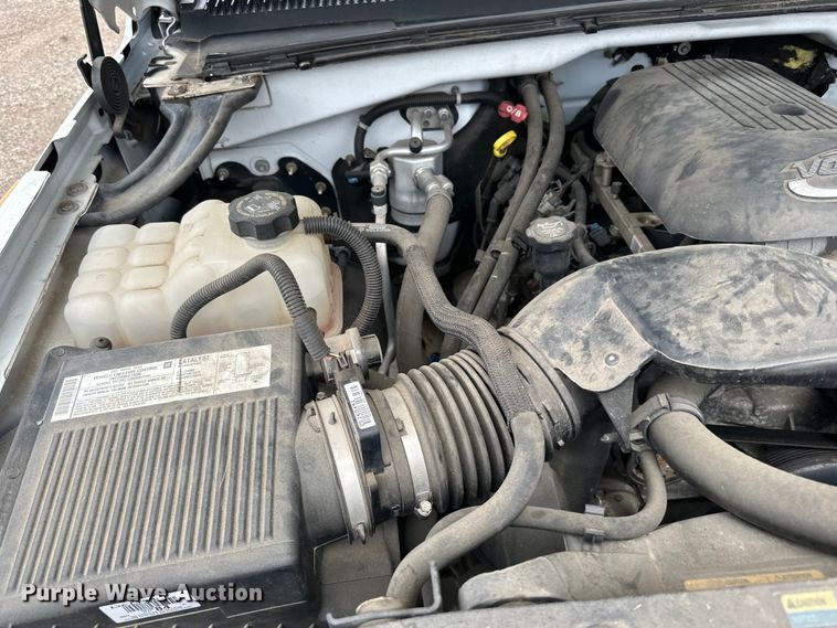 image for item LR9466 2006 Chevrolet  Silverado 1500 Crew Cab pickup truck