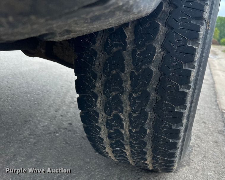 image for item LR9466 2006 Chevrolet  Silverado 1500 Crew Cab pickup truck