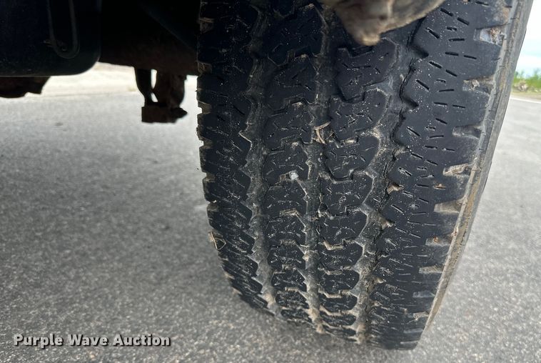 image for item LR9466 2006 Chevrolet  Silverado 1500 Crew Cab pickup truck