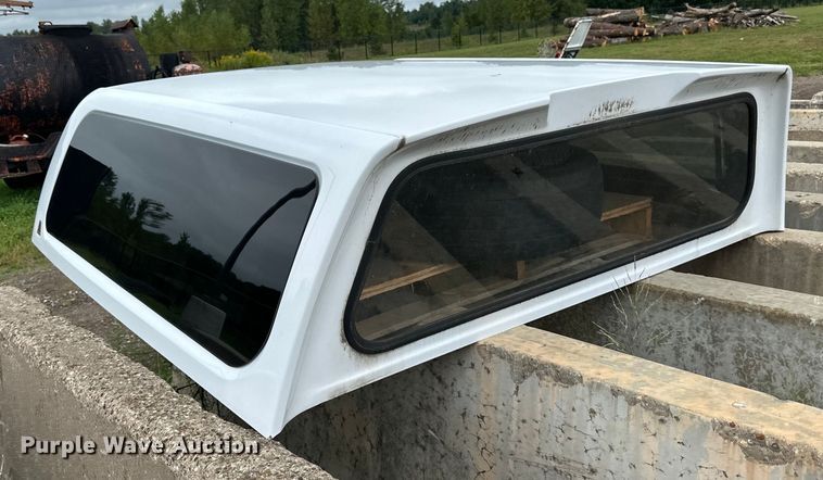 image for item LR9467 Leer  topper