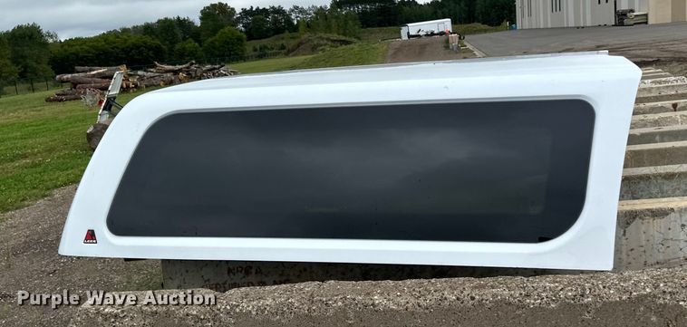 image for item LR9467 Leer  topper