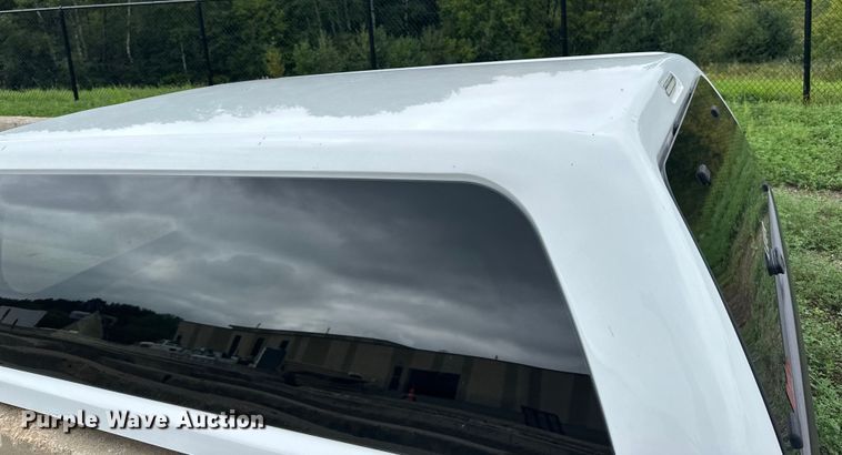 image for item LR9467 Leer  topper