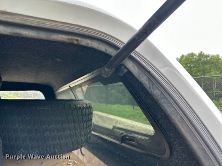 image for item LR9467 Leer  topper