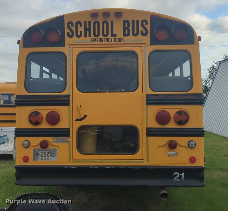 image for item NG9928 1997 International 3800 school bus