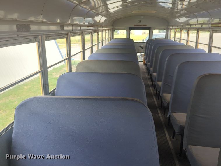 image for item NG9928 1997 International 3800 school bus