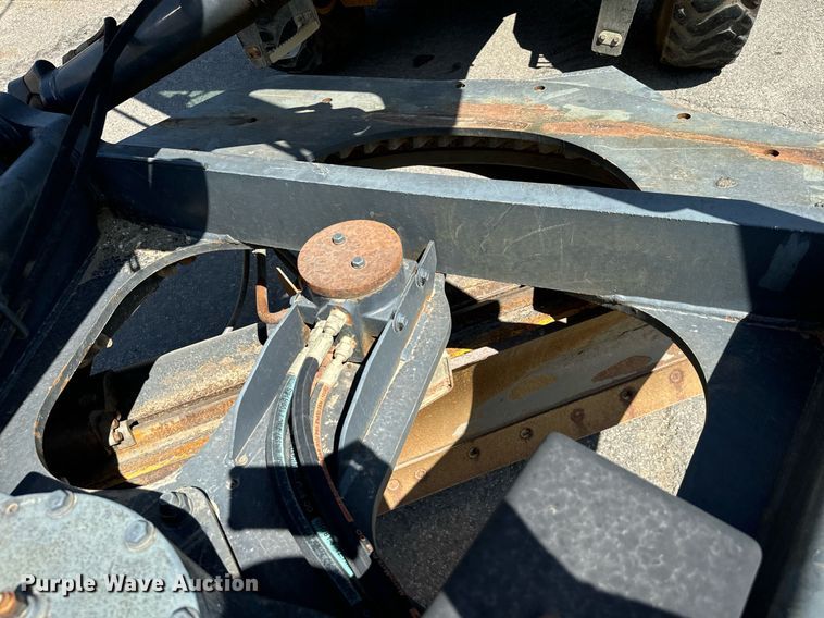 image for item NQ9680 2007 John Deere  670D motor grader