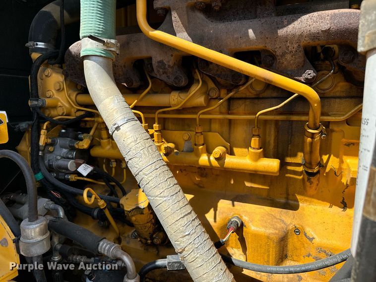 image for item NQ9680 2007 John Deere  670D motor grader