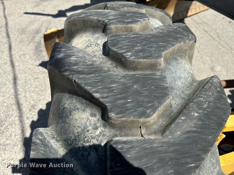 image for item NQ9680 2007 John Deere  670D motor grader