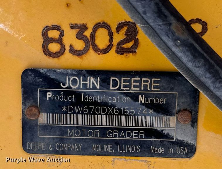image for item NQ9680 2007 John Deere  670D motor grader
