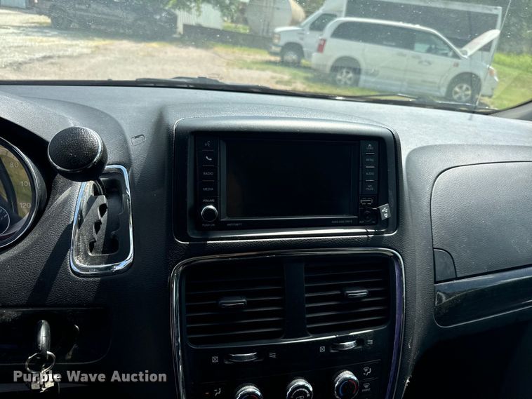 image for item NQ9770 2018 Dodge  Grand Caravan  van