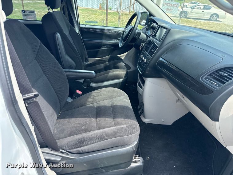 image for item NQ9770 2018 Dodge  Grand Caravan  van