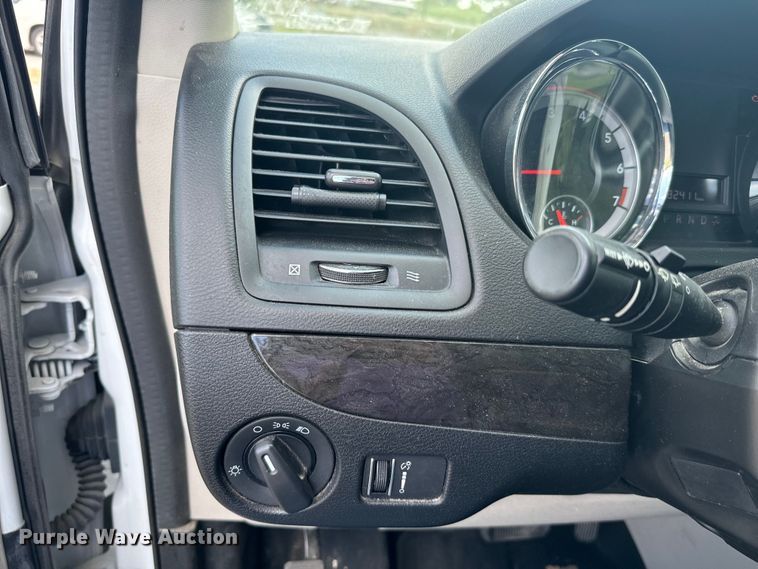 image for item NQ9774 2019 Dodge Grand Caravan  van