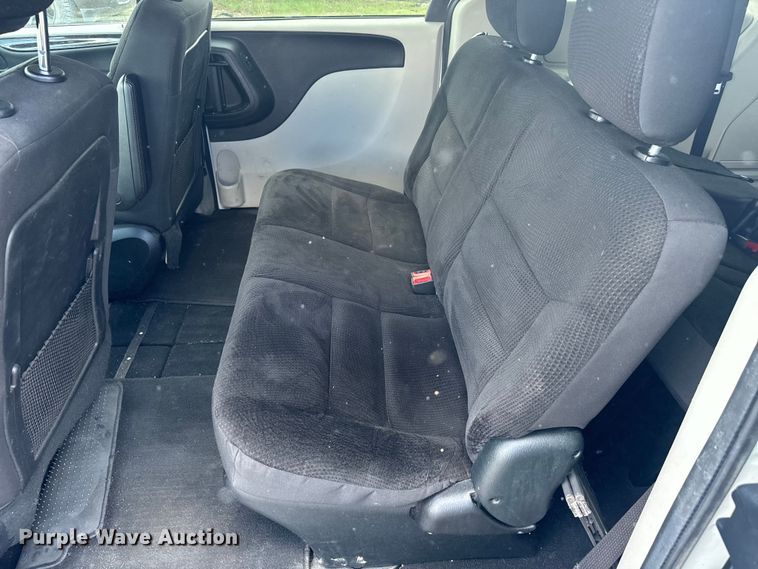 image for item NQ9774 2019 Dodge Grand Caravan  van