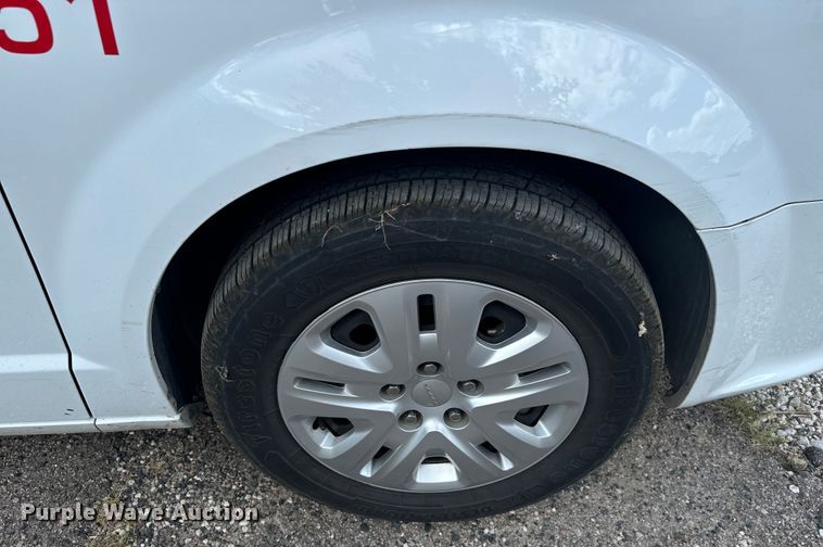 image for item NQ9774 2019 Dodge Grand Caravan  van