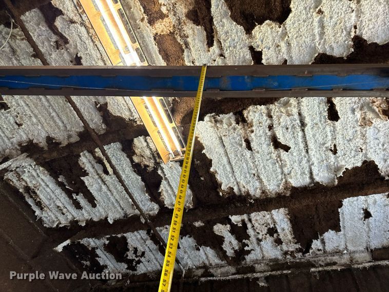 image for item NQ9775 Vassar  automotive lift