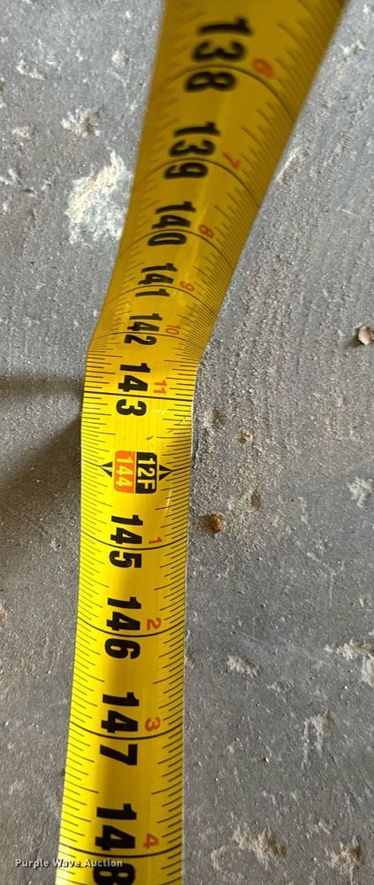 image for item NQ9775 Vassar  automotive lift