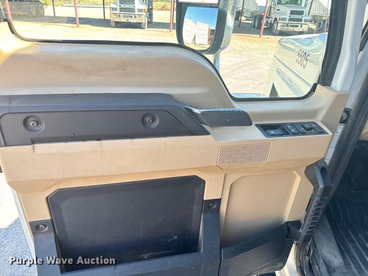 image for item NQ9781 2020 Mack Pinnacle Gold dump truck