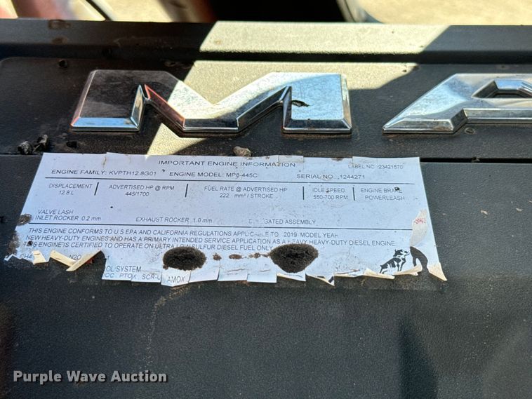 image for item NQ9781 2020 Mack Pinnacle Gold dump truck