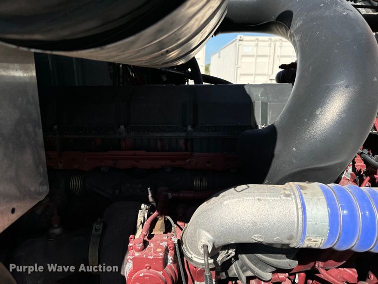 image for item NQ9781 2020 Mack Pinnacle Gold dump truck