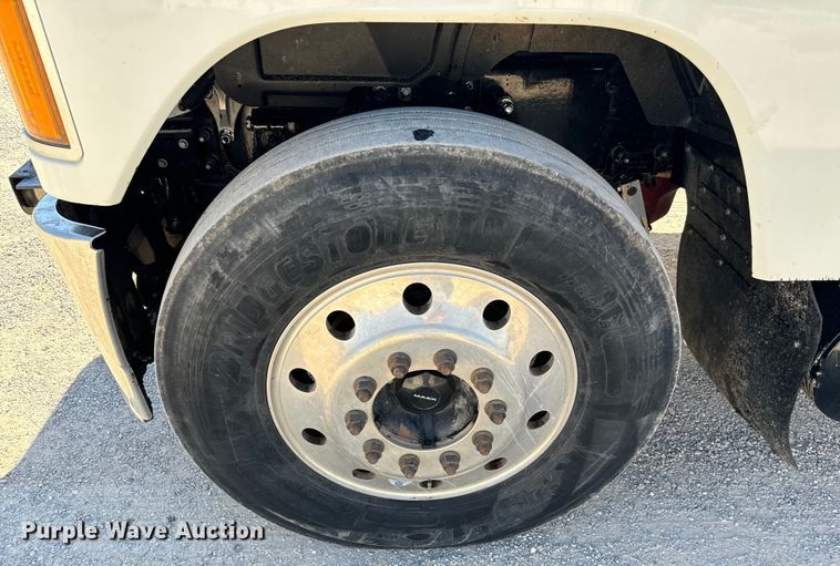 image for item NQ9781 2020 Mack Pinnacle Gold dump truck