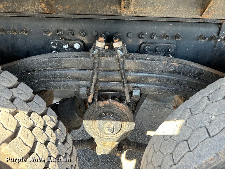 image for item NQ9781 2020 Mack Pinnacle Gold dump truck