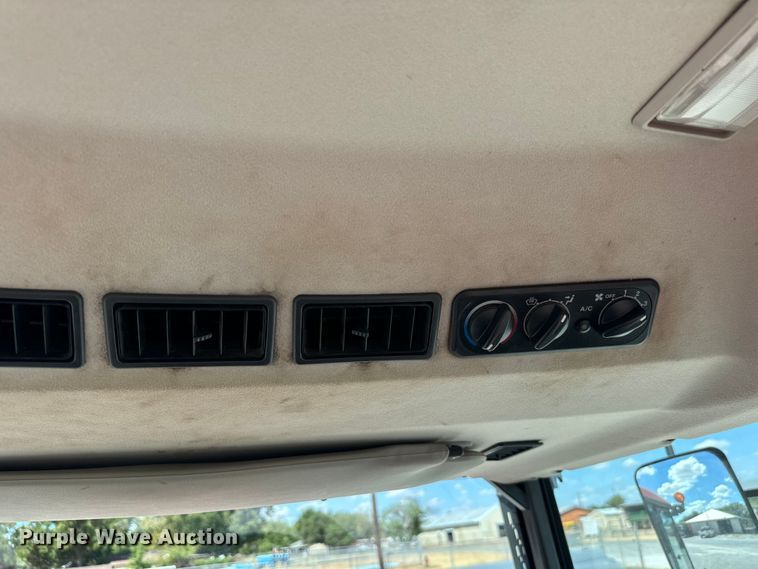 image for item NQ9782 Kubota M108S MFWD tractor