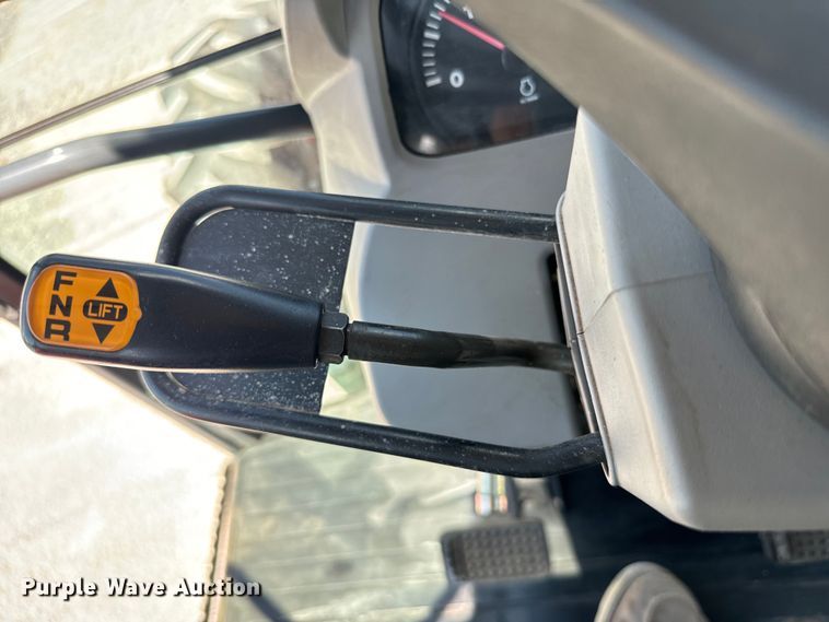 image for item NQ9782 Kubota M108S MFWD tractor