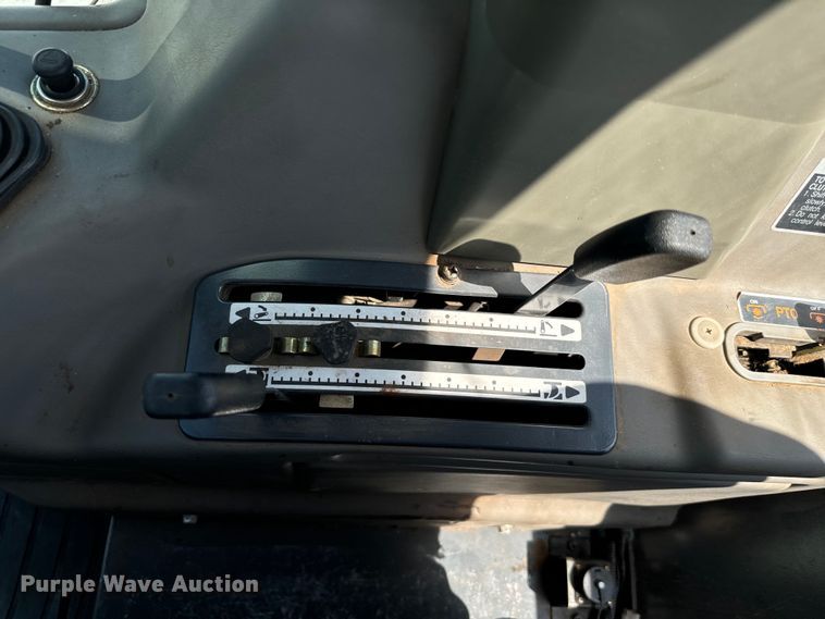 image for item NQ9782 Kubota M108S MFWD tractor