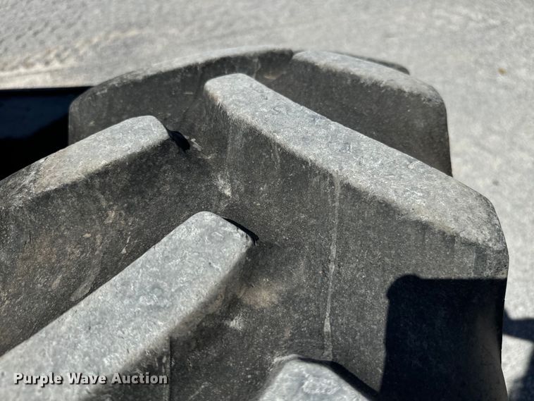 image for item NQ9782 Kubota M108S MFWD tractor