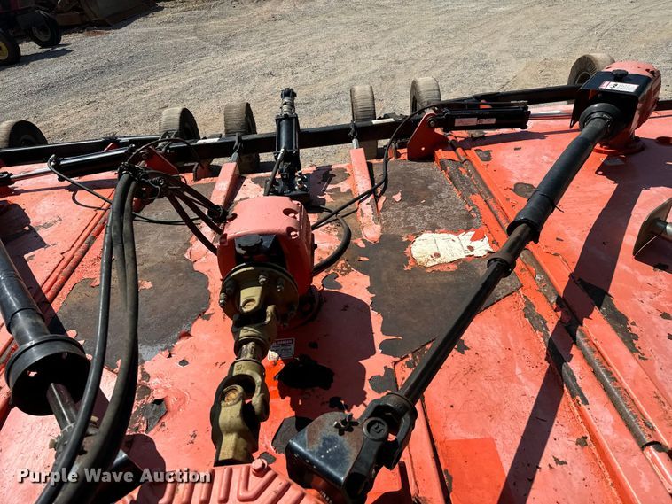 image for item NQ9783 2009 Land Pride  Commander batwing rotary mower