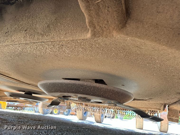 image for item NQ9783 2009 Land Pride  Commander batwing rotary mower