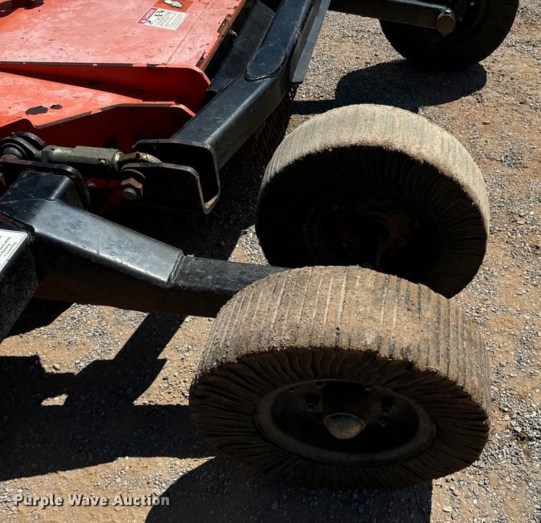 image for item NQ9783 2009 Land Pride  Commander batwing rotary mower