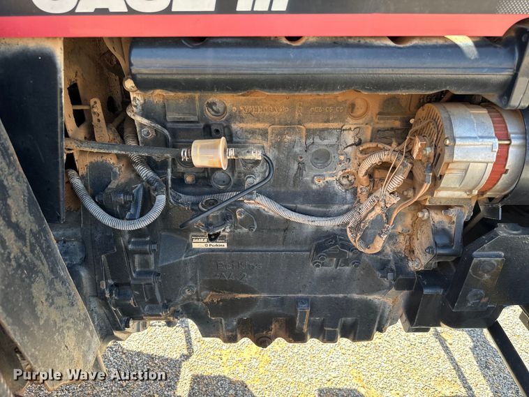 image for item NQ9784 2000 Case C70 tractor