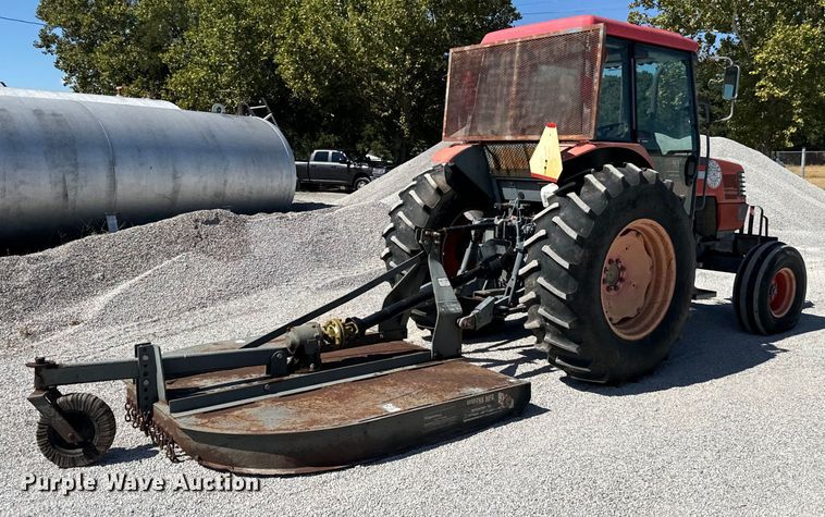 image for item NQ9785 Kubota  M900 tractor