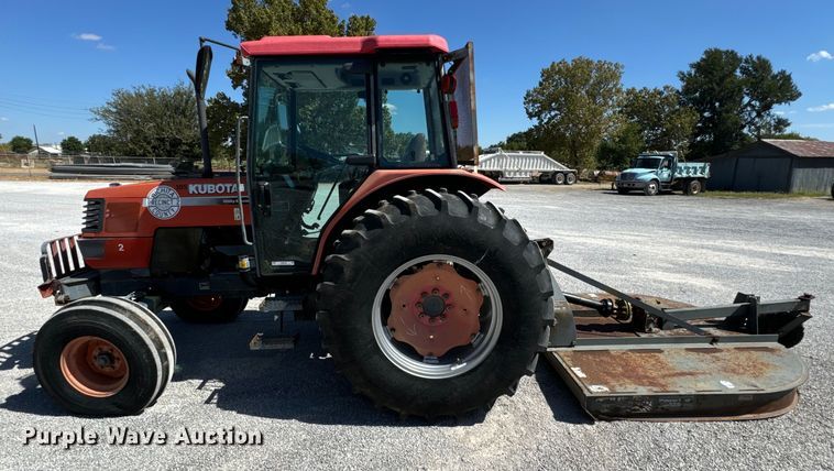 image for item NQ9785 Kubota  M900 tractor