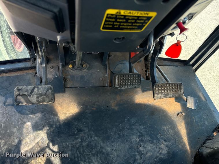 image for item NQ9785 Kubota  M900 tractor