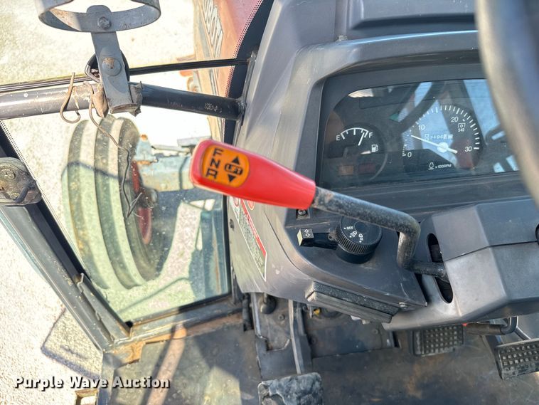 image for item NQ9785 Kubota  M900 tractor