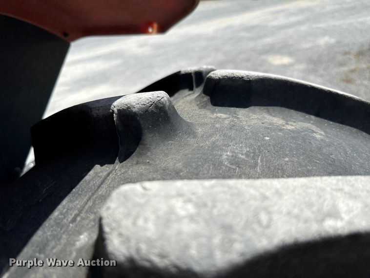 image for item NQ9785 Kubota  M900 tractor